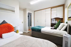 Photo 10- click for photo gallery